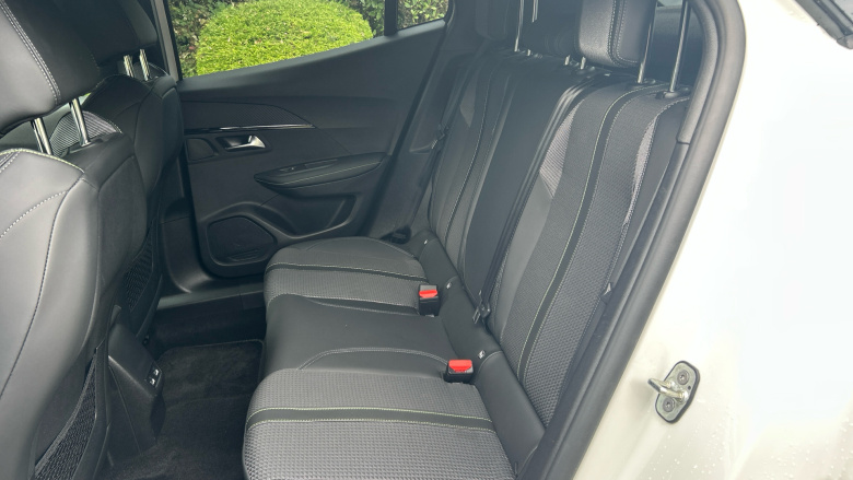 Peugeot 2008 100kW GT 50kWh 5dr Auto Electric Estate